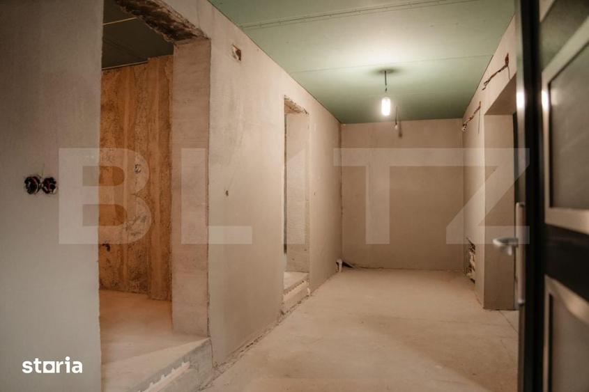 Casă cu 5 camere cu Teren 3588 Mp în Central