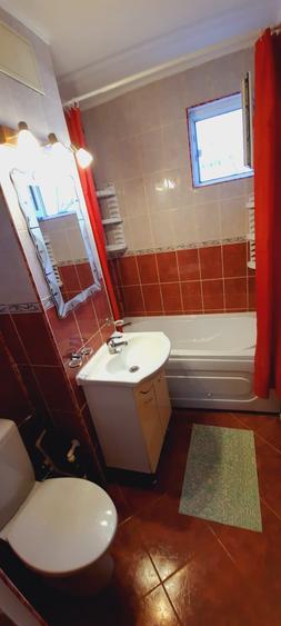 Apartament cu 2 camere decomandat în Tecuci