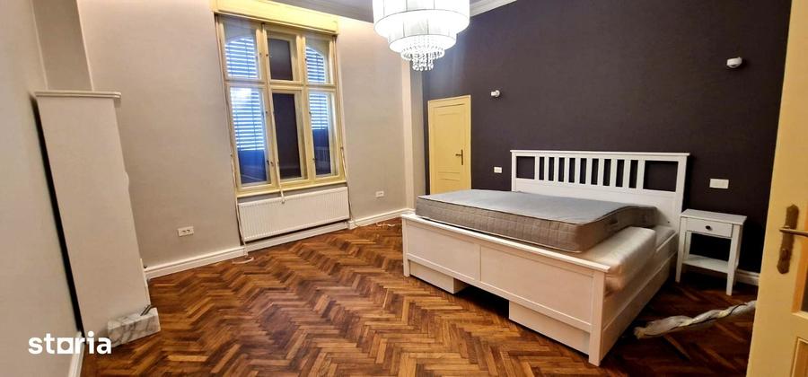 Apartament cu 4 camere în Ultracentral