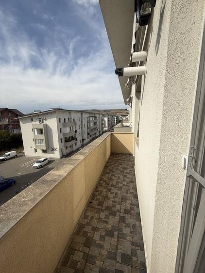 Apartament cu 2 camere decomandat în Florești