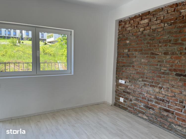 Casă cu 6 camere cu Teren 810 Mp în Gilău