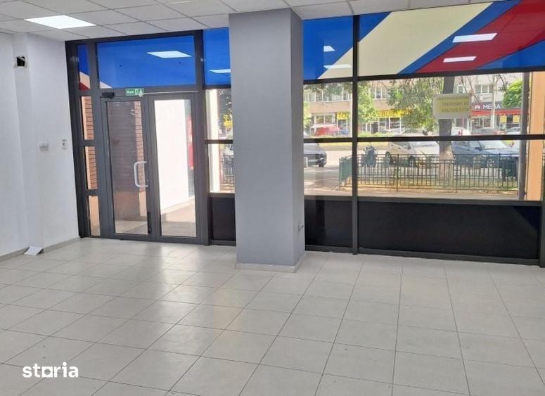 Spațiu comercial, de 70 mp, în Militari
