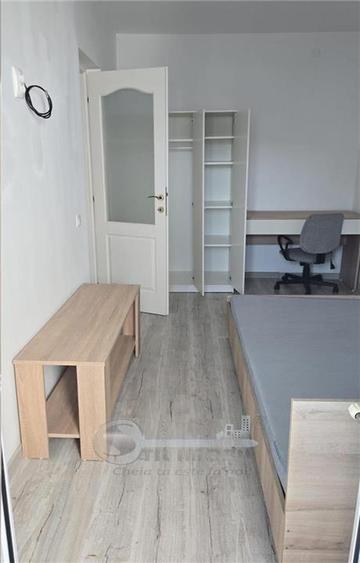 Apartament cu 3 camere decomandat în Păcurari