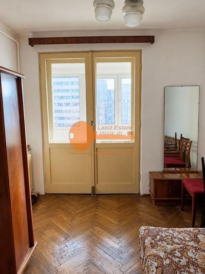 Apartament cu 3 camere semidecomandat, mobilat în Lujerului