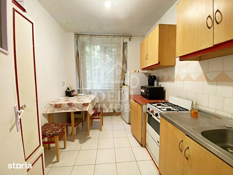 Apartament cu 2 camere semidecomandat în Rogerius