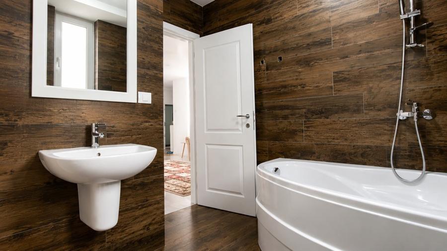 Apartament cu 2 camere semidecomandat în Cug
