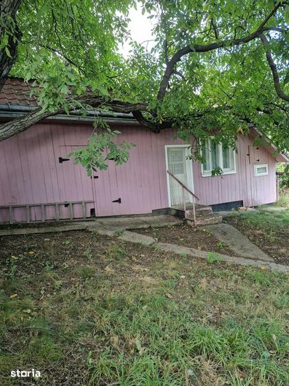Casă cu 3 camere cu Teren 14000 Mp în Burdujeni