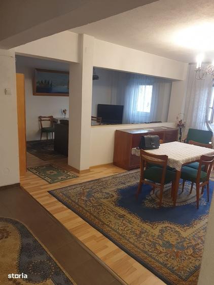 Apartament cu 4 camere în Ultracentral