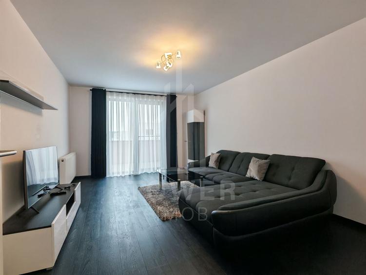 Apartament cu 4 camere decomandat, mobilat în Mihai Viteazul