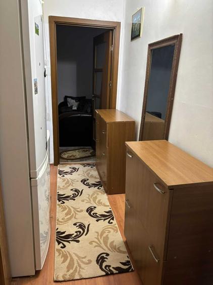 Apartament cu 3 camere semidecomandat în Popoveni