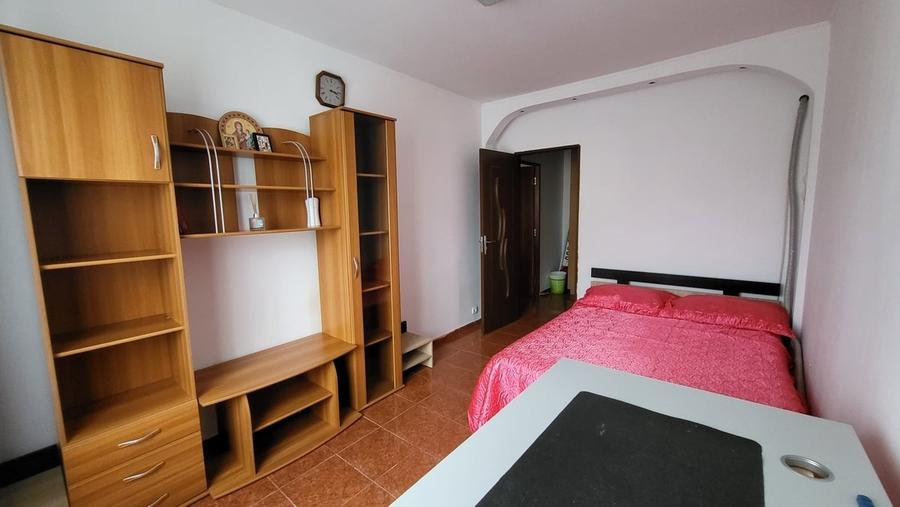 Apartament cu 2 camere decomandat în Militari