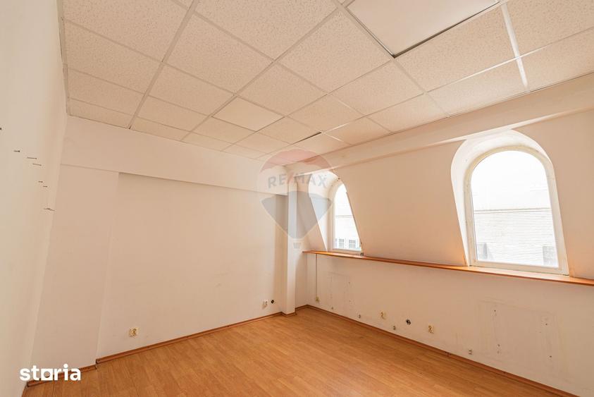 Spațiu comercial, de 120 mp, în Eminescu