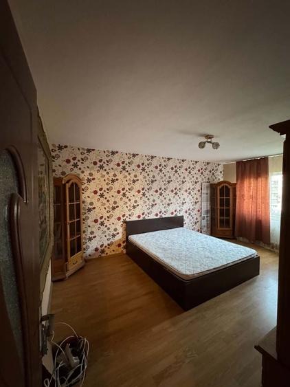 Apartament cu 2 camere decomandat în Nufărul