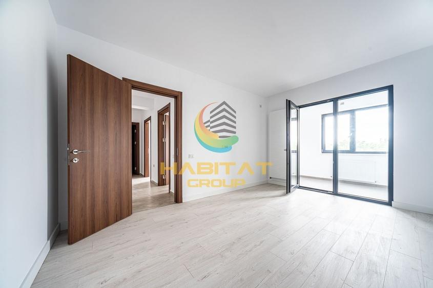 Apartament cu 3 camere semidecomandat în Berceni