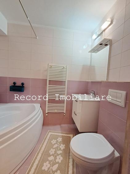 Apartament cu 2 camere semidecomandat în Florești