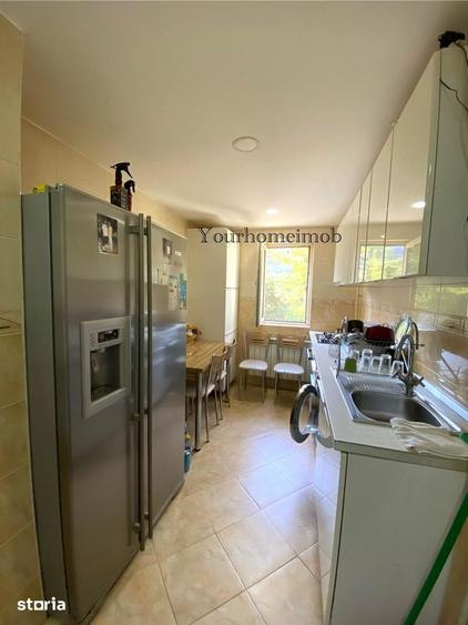 Apartament cu 2 camere semidecomandat în Craiovița Nouă