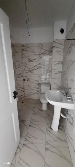 Apartament cu 2 camere în Hlincea