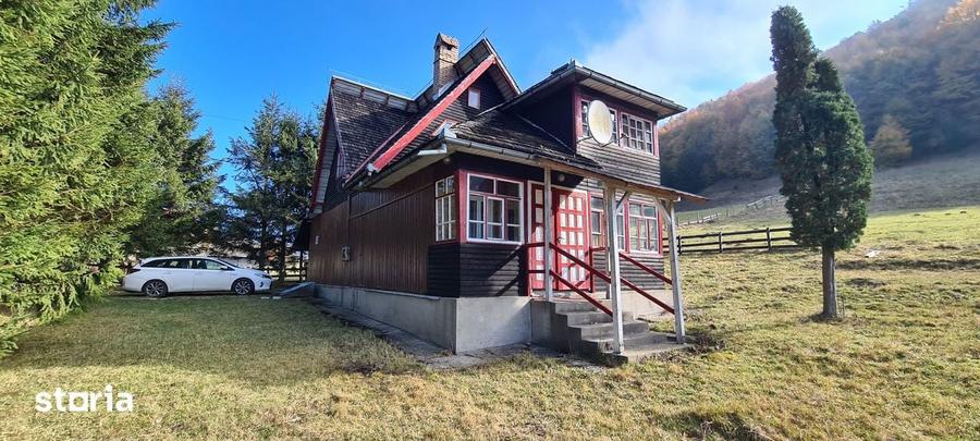 Cabana lemn cu mansarda + teren 2000MP - 10