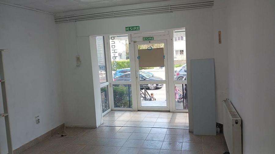 Spațiu comercial, de 45 mp, în Girocului