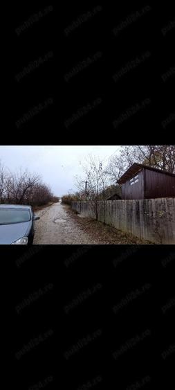 Teren de 10000 mp, în Dârvari