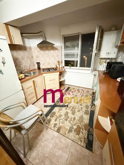 Apartament cu 2 camere decomandat în Central