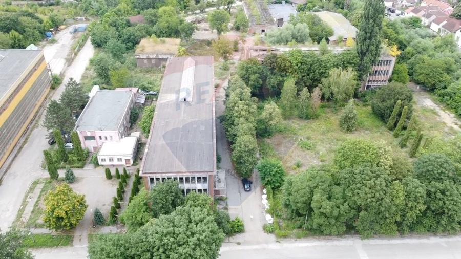 Proprietate specială, de 8,300 mp, în Central