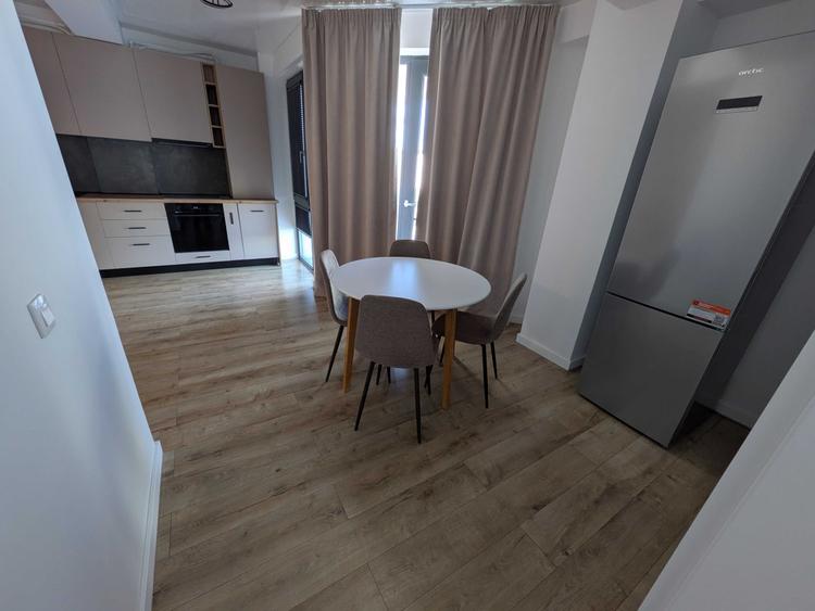 Apartament cu 2 camere semidecomandat în Rediu