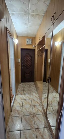 Apartament cu 2 camere semidecomandat, mobilat în E3