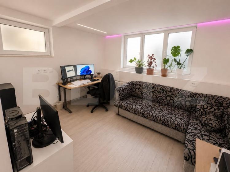 Casă cu 5 camere cu Teren 500 Mp în Central