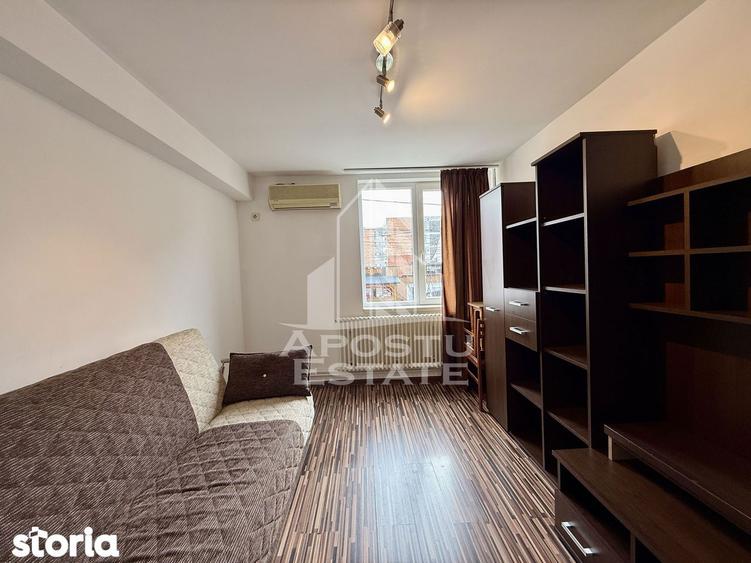Apartament cu 2 camere decomandat, mobilat în Complex Studențesc