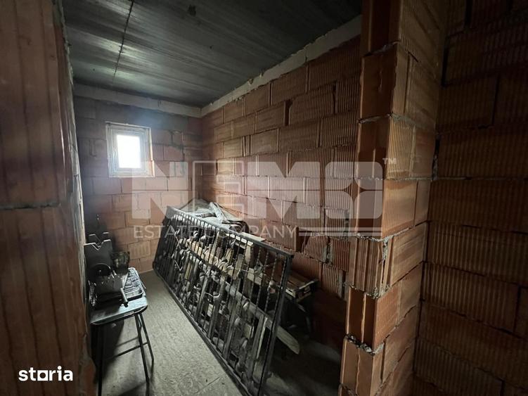 Casă cu 6 camere cu Teren 821 Mp în Dornești