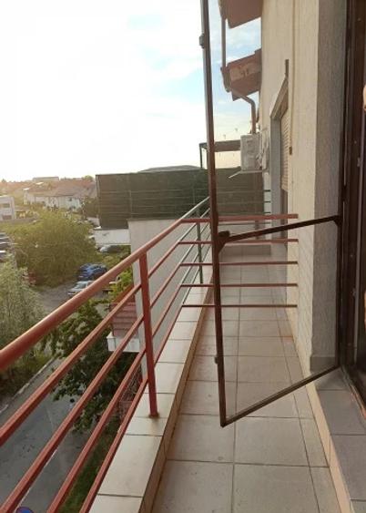 Apartament cu 3 camere decomandat, mobilat în Dudu