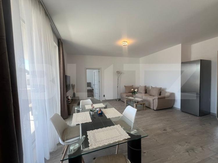 Apartament cu 2 camere semidecomandat, mobilat în Florești