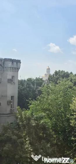 Apartament cu 3 camere decomandat în Știrbei Vodă