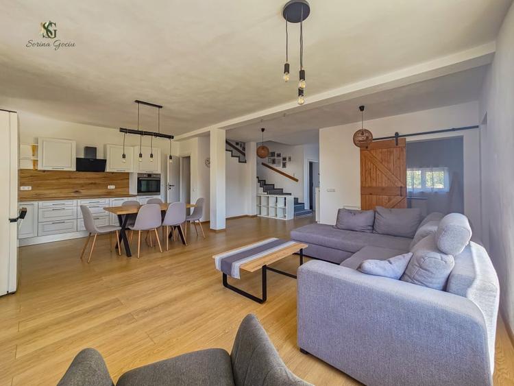 Duplex cu 6 camere cu Garaj în Tărlungeni