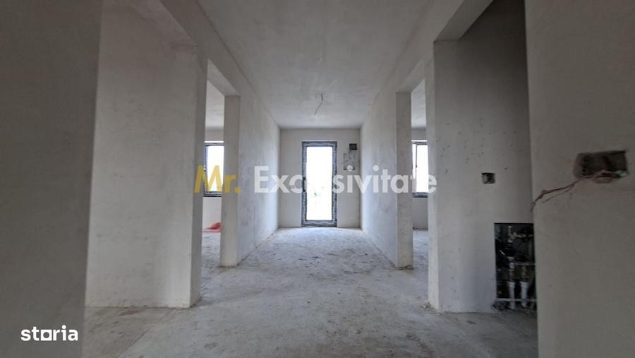 Casă cu 4 camere în Hințești