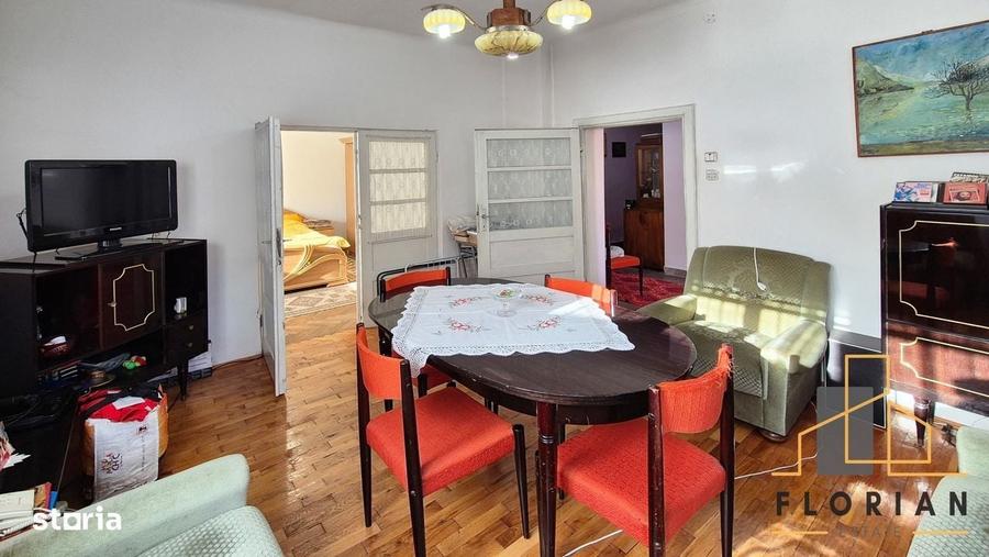 Casă cu 3 camere în Gura Văii