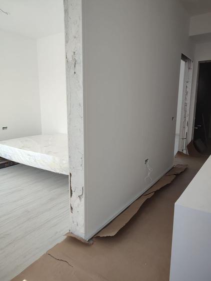 Duplex cu 3 camere cu Canalizare în Nord-Est