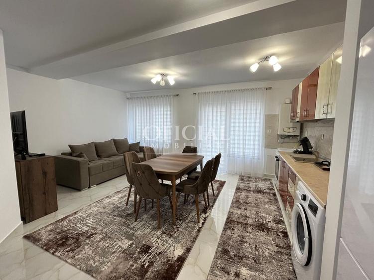 Apartament cu 3 camere semidecomandat, mobilat în Florești
