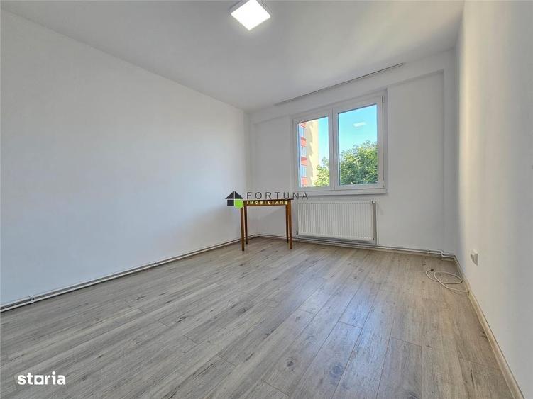 Apartament cu 3 camere decomandat în Griviței
