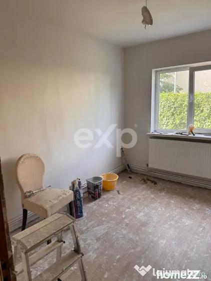 Apartament cu 2 camere semidecomandat în Rolast