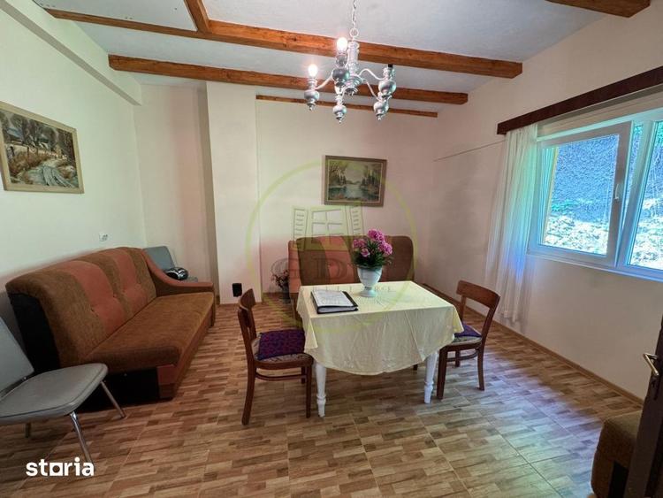 Casă cu 5 camere cu Teren 4400 Mp în Gârda de Sus