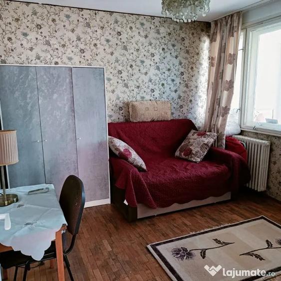 Apartament cu 2 camere decomandat în Cișmigiu