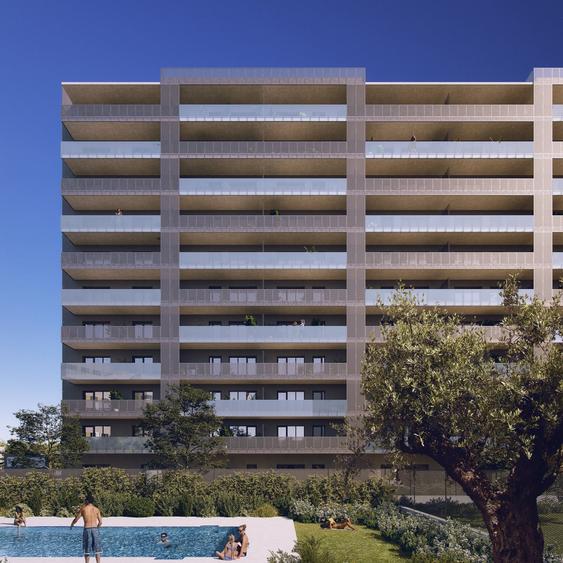 Apartament cu 3 camere decomandat în Titan
