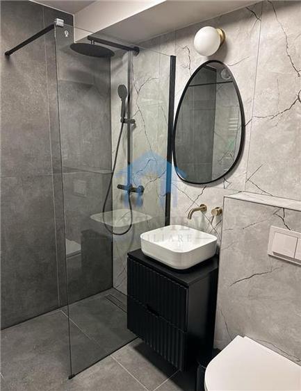 Apartament cu 2 camere semidecomandat în Horea