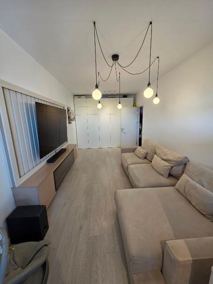 Apartament cu 2 camere decomandat, mobilat în Brâncoveanu