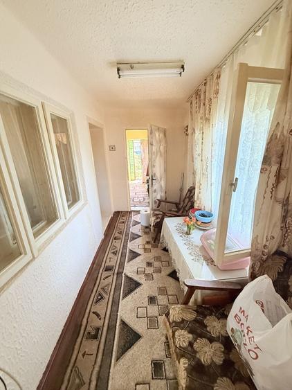 Casă cu 3 camere cu Canalizare în Brebu Megieșesc