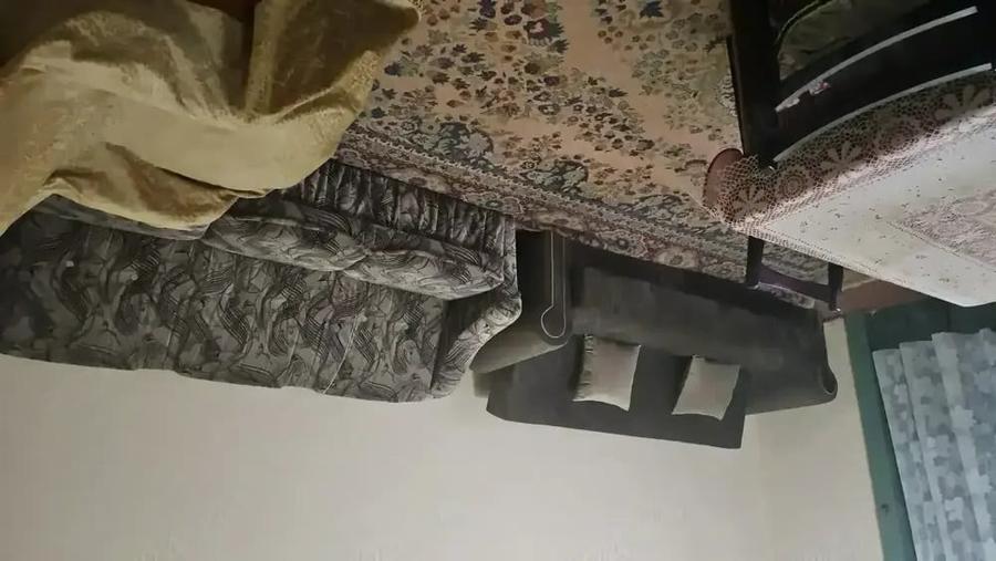 Casă cu 6 camere cu Teren 4000 Mp în Vrani