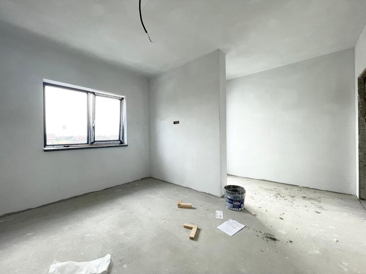 Duplex cu 5 camere cu Teren 365 Mp în Moșnița Veche