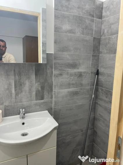 Garsonieră decomandată în Central